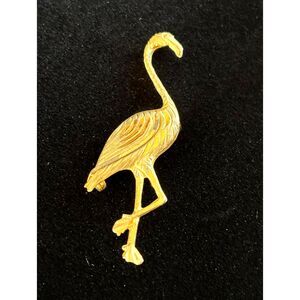 Vintage Gold Tone Flamingo Brooch Bird Pin Mid Century Figural Jewelry Animal